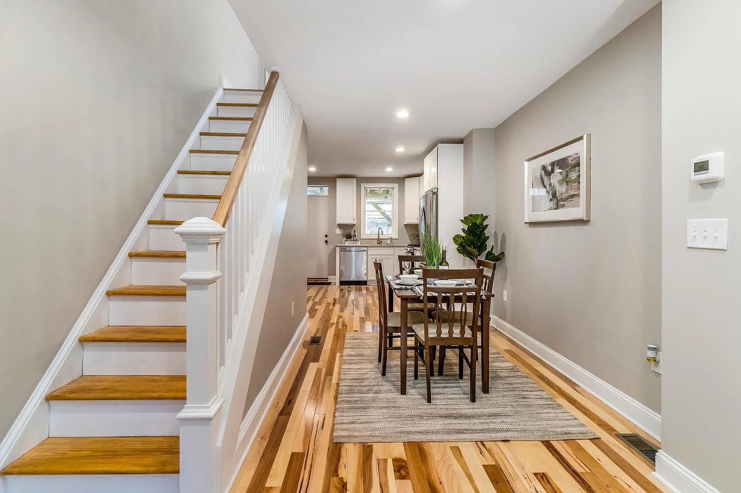 514 S Curley St — Photo 2