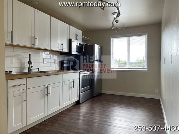 5th image of 623 S Sprague Ave #B
