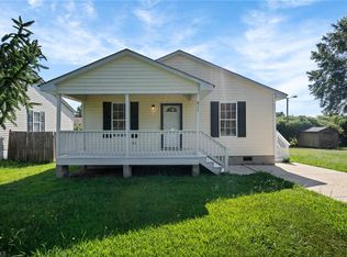 611 Chavis Dr, Greensboro, NC 27401