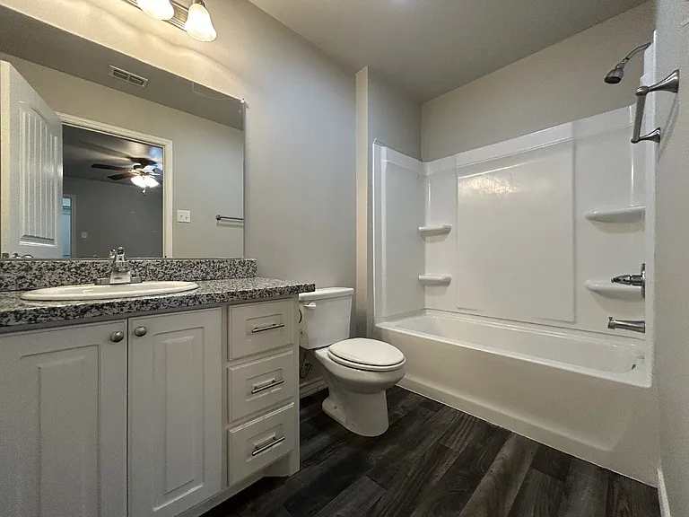 6040 24th St #33 — Photo 11