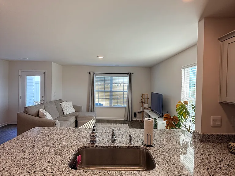 3609 Sedge Dr #6 — Photo 6