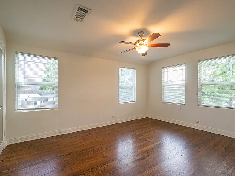 6201 Llano Ave — Photo 8