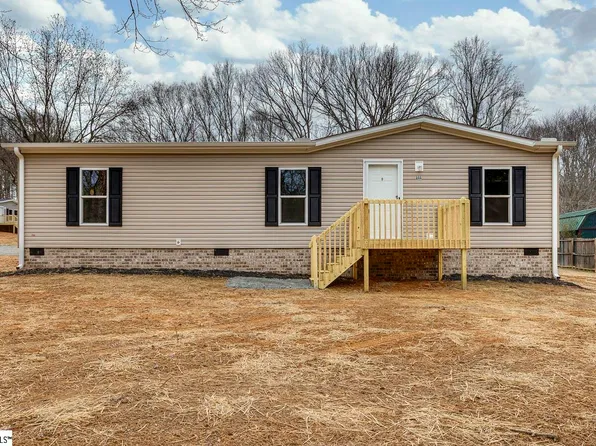 844 Black Snake Rd, Easley, SC 29640