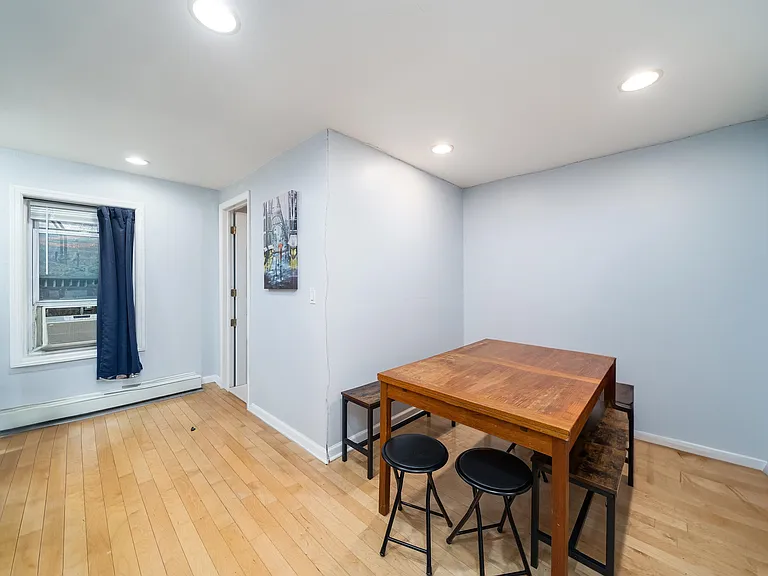 162 Steuben St #2 — Photo 5