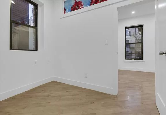 5th image of 334 E 94th St #4CC
