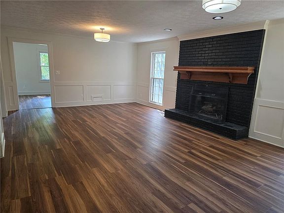4th image of 2907 Moorings Pkwy