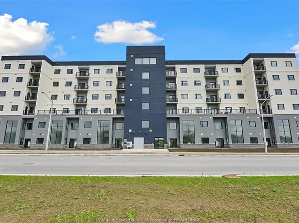7333 Meo Blvd #101, Lasalle, ON N9H 0M9
