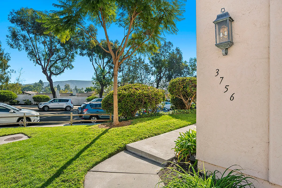 3 bed, 1310 sqft, $5,500 — Photo 3