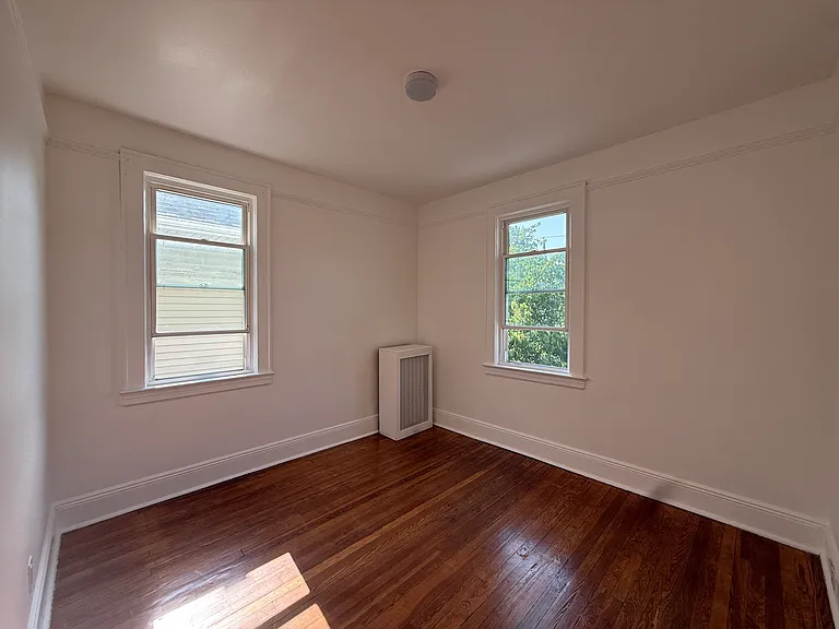 27 Piaget Ave #2 — Photo 8