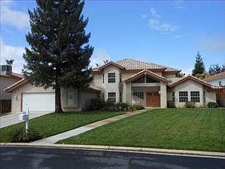 2nd image of 4400 Country Club Dr Unit 4