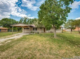 3235 Arriola Ln, China Grove, TX 78263