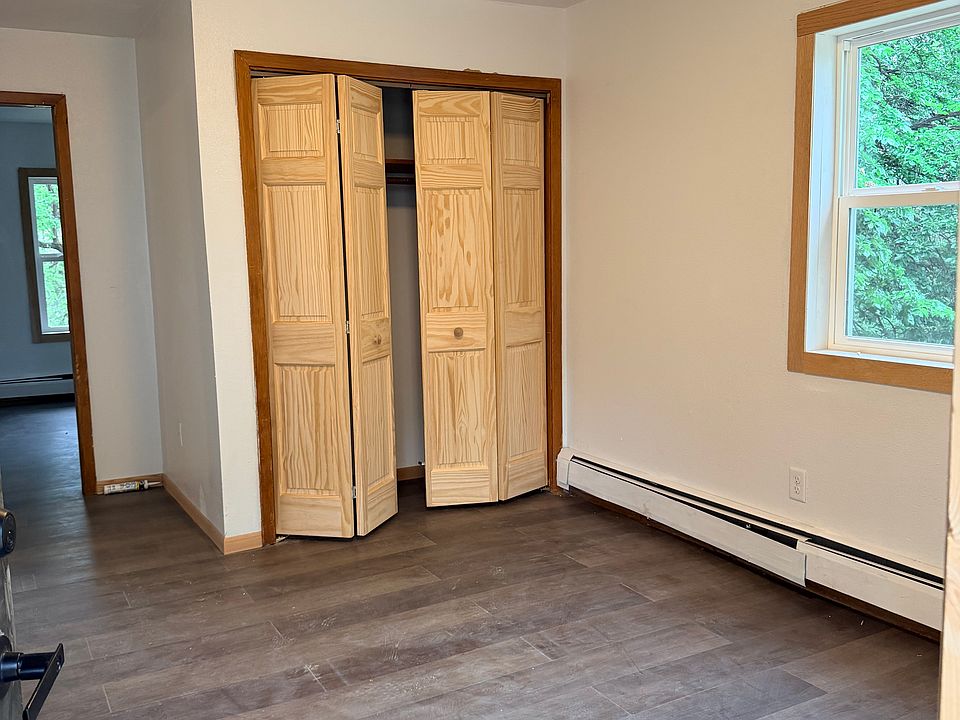 1st image of 912 12th Ave NW APT C