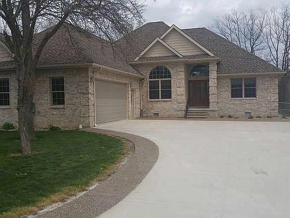 3rd image of 5113 Bryson Ln