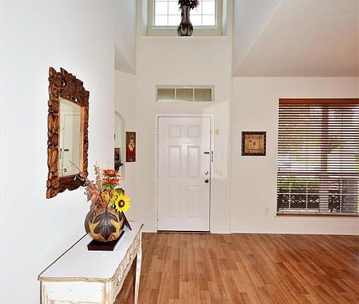 4th image of 2973 Silver Landing Ln