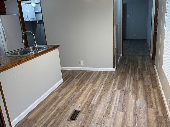 5th image of 1248 Kathy Ave