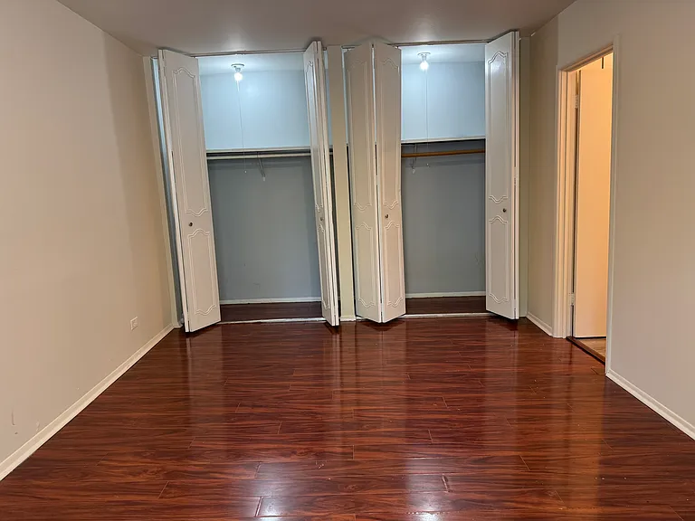 7320 N Rogers Ave #215 — Photo 9
