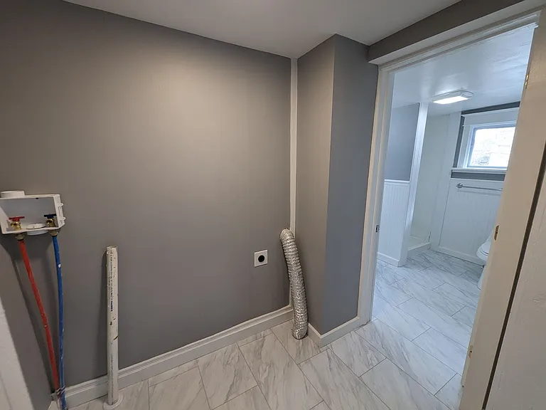 44 White St — Photo 20