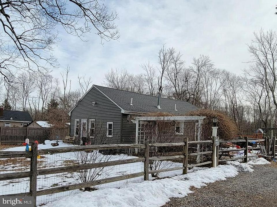 1st image of 117 Zion Wertsville Rd