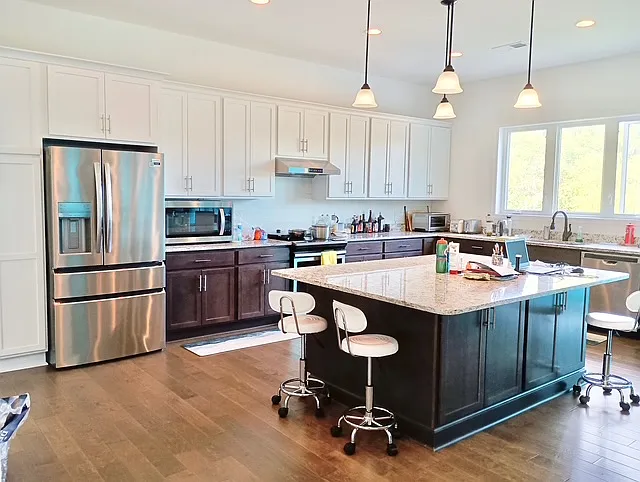 1809 Macarthur Dr — Photo 4