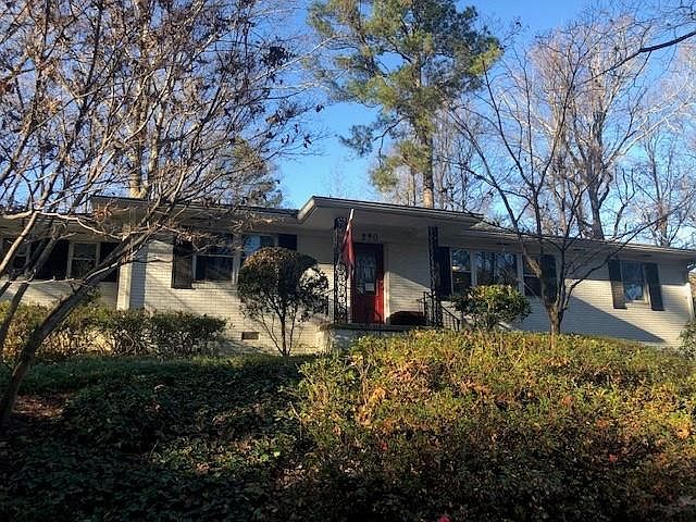 2nd image of 290 Heaton Park Dr