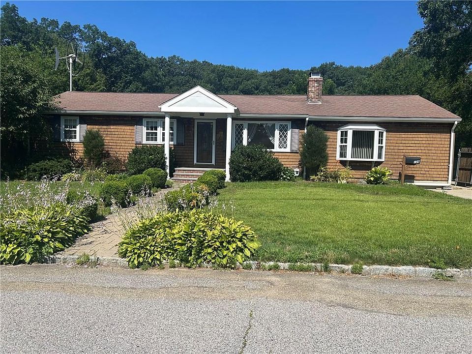 1st image of 126 Sachem Rd