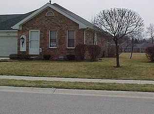 319 E College Ave #18, Brownsburg, IN 46112