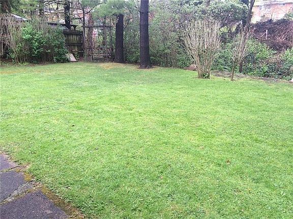 4th image of 1147 Brookside Dr