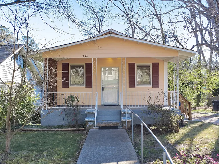 1776 Spring Ave — Photo 1