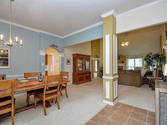 5th image of 22302 Laguna Trace Ct