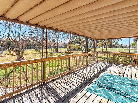 5th image of 208 Carter Road