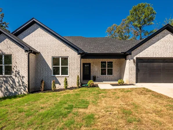 9 Idlewood Pl, Maumelle, AR 72113