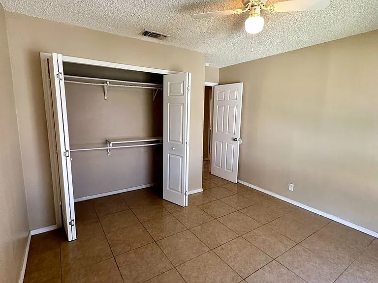 10533 Starcrest Dr #33 — Photo 9