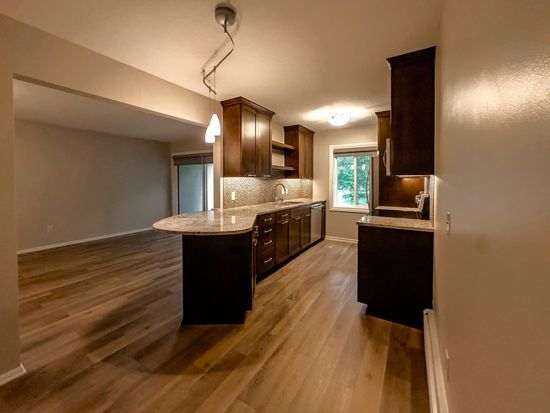 2011 Viking Dr NW APT 32, Rochester, MN 55901