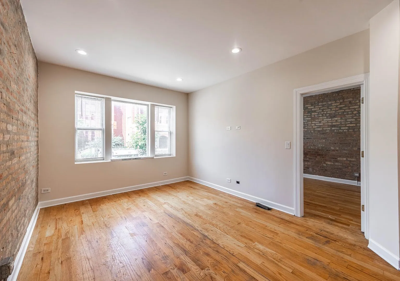 4605 North Kimball Avenue #1N — Photo 1