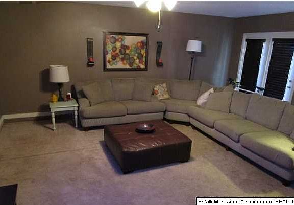 3rd image of 7052 Eastover Blvd