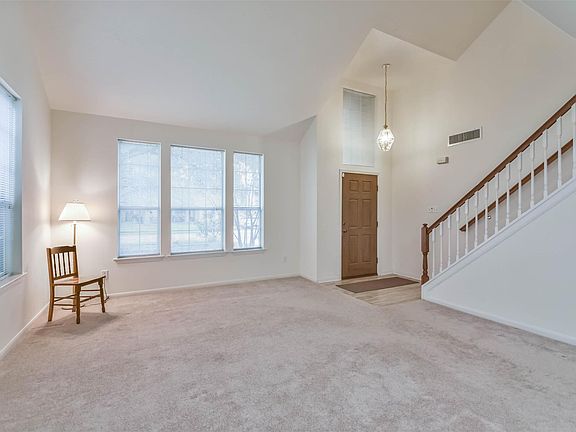 2nd image of 14942 Chestnut Falls Dr
