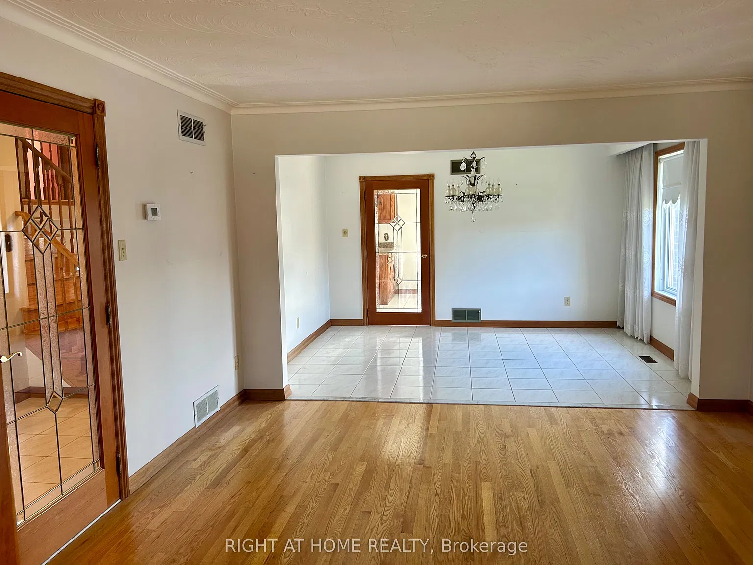3 bed, $2,900 — Photo 4