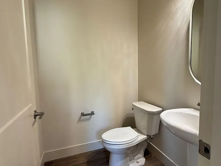 1722 Castlerock Ave — Photo 5
