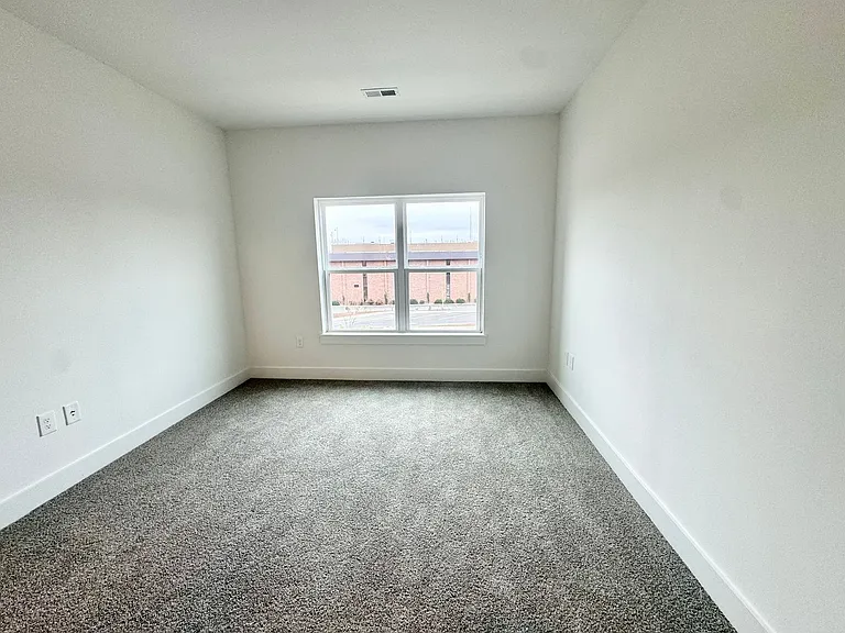175 Black St W #203 — Photo 11