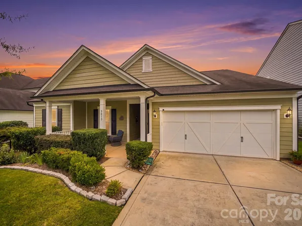 3013 Palm Dr, Fort Mill, SC 29715