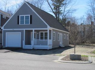11 Coastal Woods Dr #103, Kennebunk, ME 04043