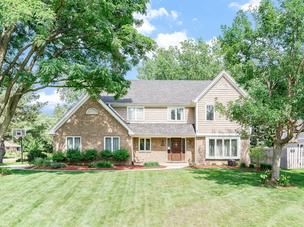 0S415 Madison St, Winfield, IL 60190