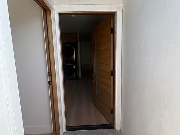 2nd image of 3209 W 18th St #3
