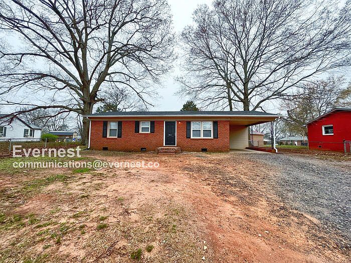 1st image of 708 Park Dr
