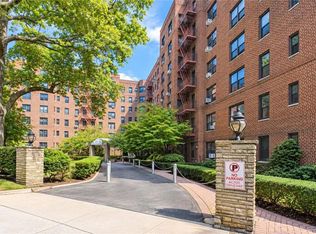 Eden Rock, Briarwood, NY 11435