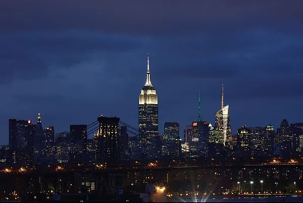 Rented by Corcoran | media 21