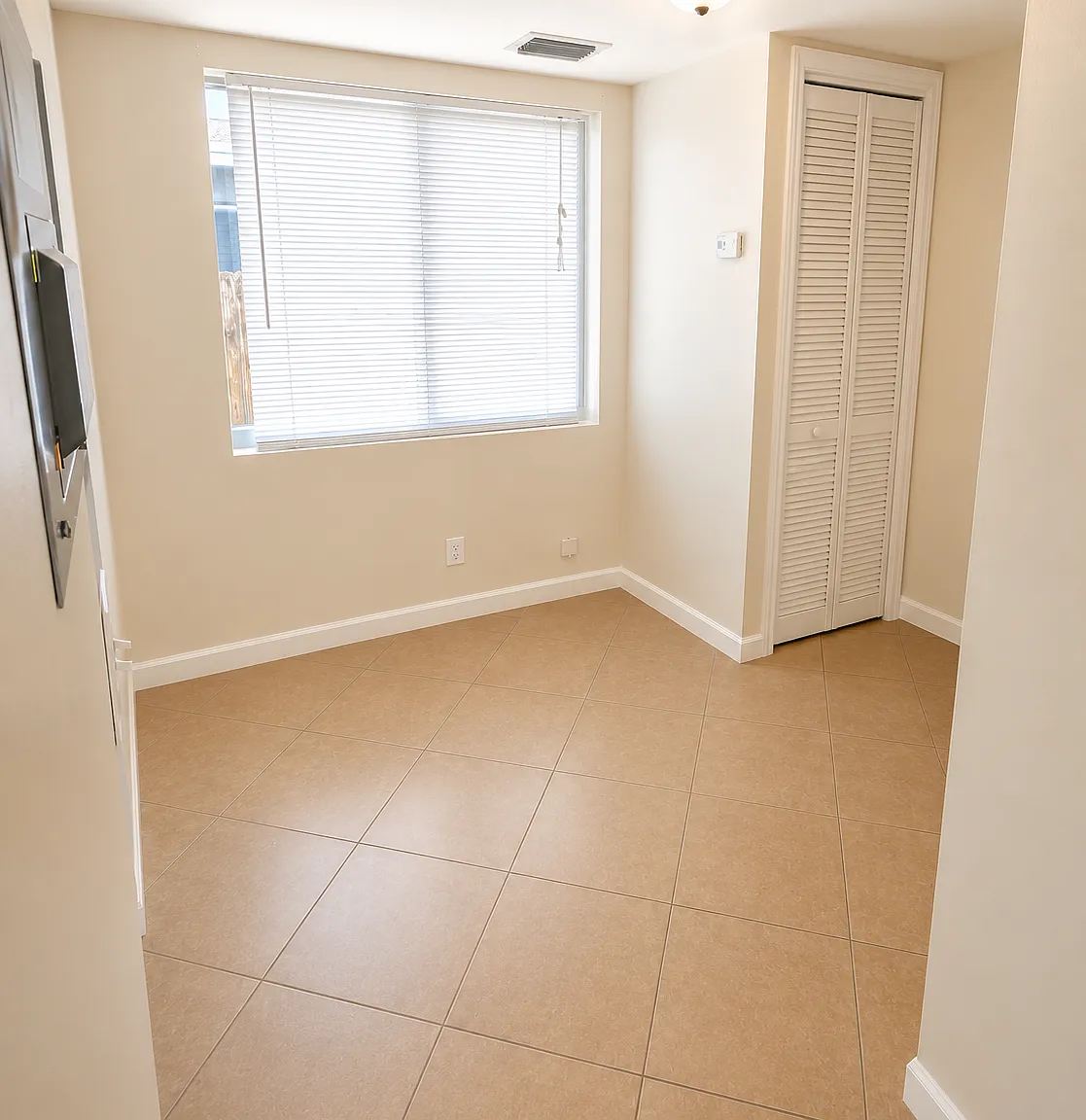 1 bed, 600 sqft, $2,300 — Photo 4