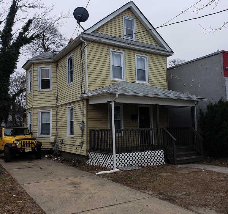 2nd image of 1418 Asbury Ave