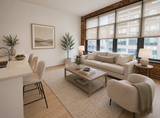 2925 N Central Park Ave #3, Chicago, IL 60618