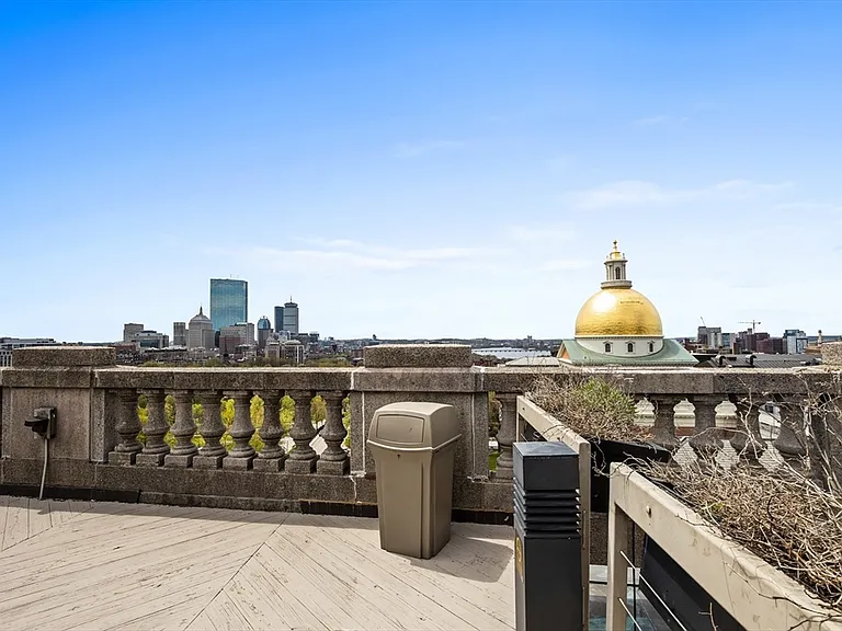 21 Beacon St #3 — Photo 6